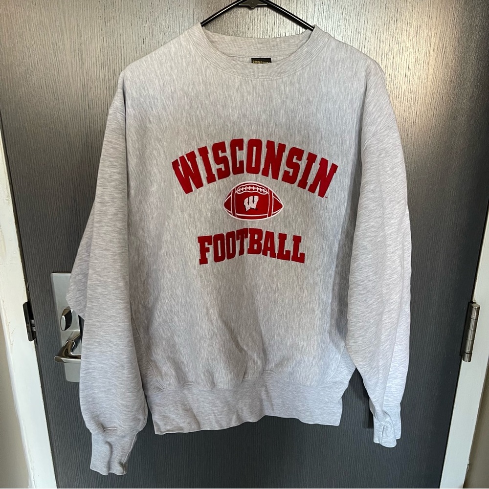 Wisconsin Football Grey Signature Concept Sweatshirt- Size M